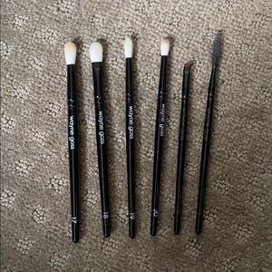 Wayne Goss Eye Brushes